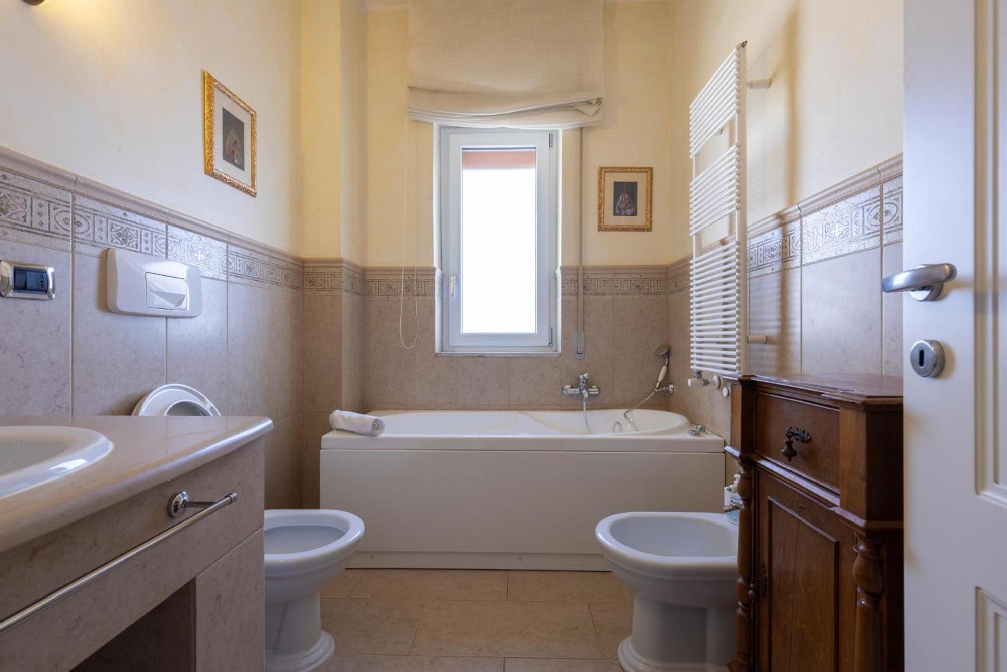 Residenza Minozzi Con 2 Camere E 2 Bagni E Vista Sassi Matera Exterior foto